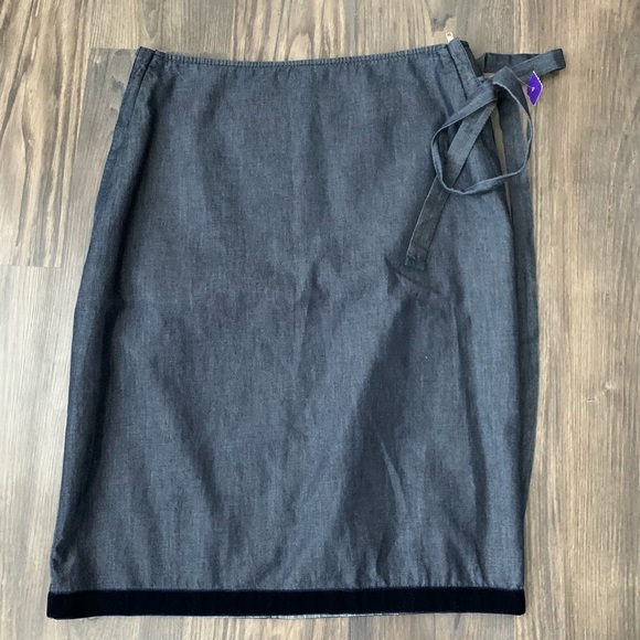 Miu Miu Denim / Jean Skirt with Velvet Trim - Picture 4 of 8